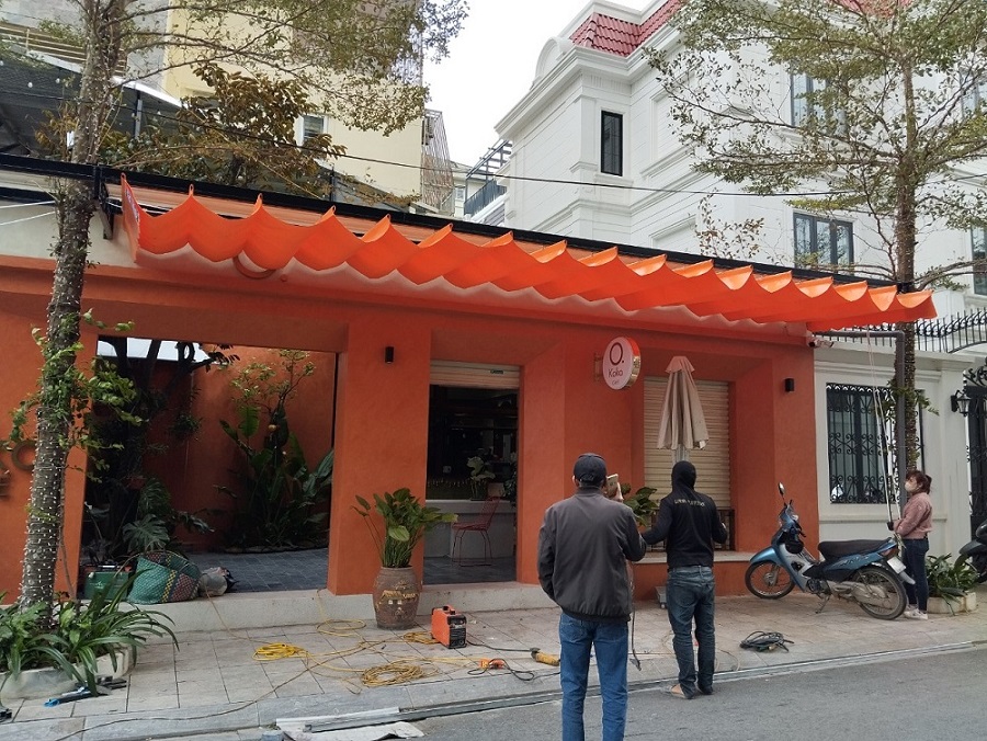 Địa chỉ thiết kế lắp đặt bạt che quán cafe giá rẻ nhất
