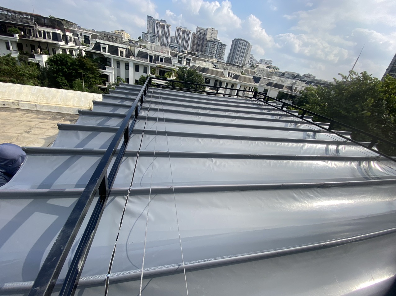 Lắp đặt & báo giá mái hiên điều khiển từ xa ưu đãi nhất