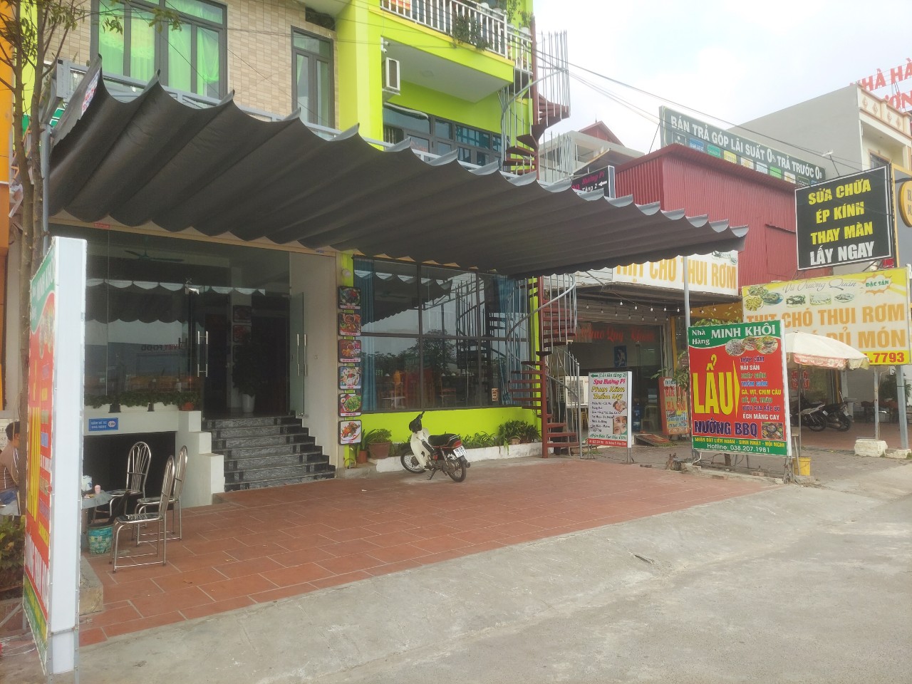 Tại sao bạn chọn lắp đặt mái hiên điều khiển từ xa