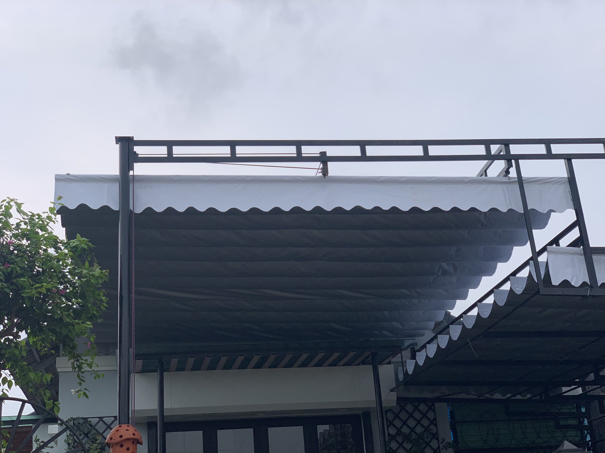 Siêu thị Hoà Phát làm mái hiên giá rẻ Hà Nội đẹp chất lượng nhất